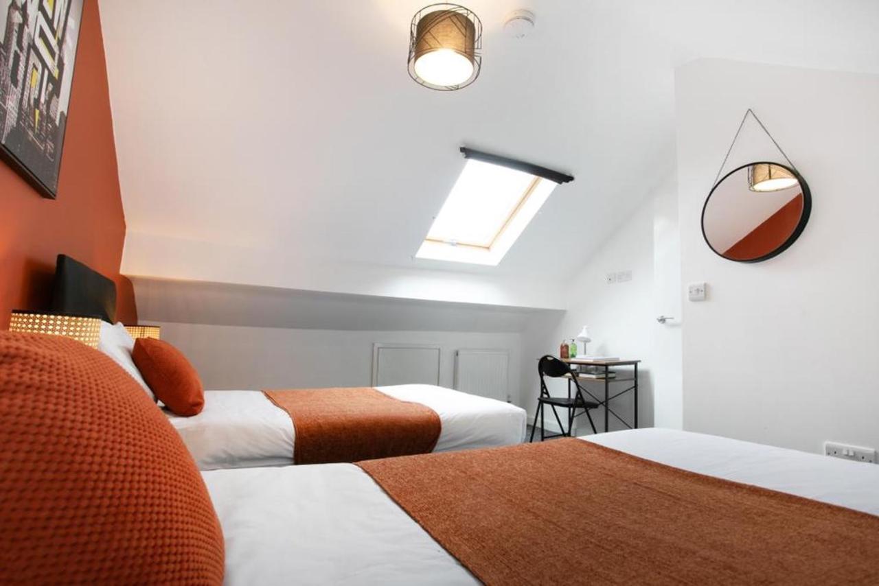 Spacious 2 Bedroom Apartments - 5 Mins From Qmc, Universities And City Centre! Nottingham Extérieur photo