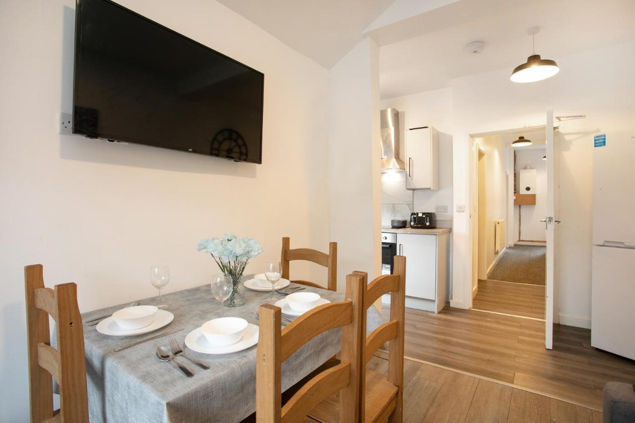 Spacious 2 Bedroom Apartments - 5 Mins From Qmc, Universities And City Centre! Nottingham Extérieur photo